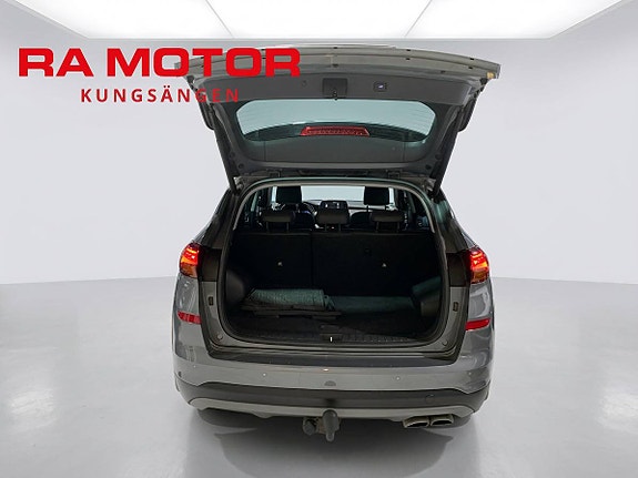 Hyundai Tucson 15 of 23