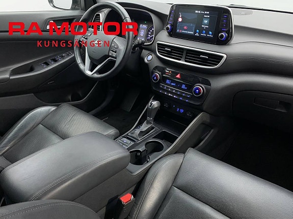 Hyundai Tucson 12 of 23