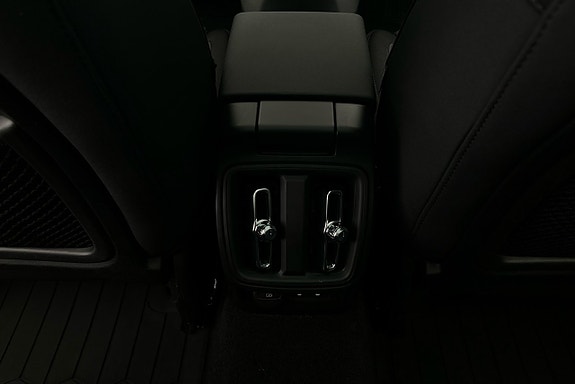 Polestar 2 25 of 30