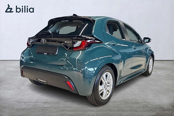 Toyota Yaris 19 of 21