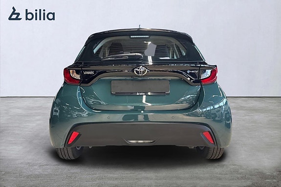 Toyota Yaris 5 of 21