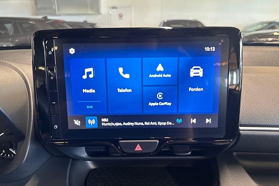 Toyota Yaris 15 of 21