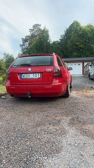 Skoda Octavia 4 of 7