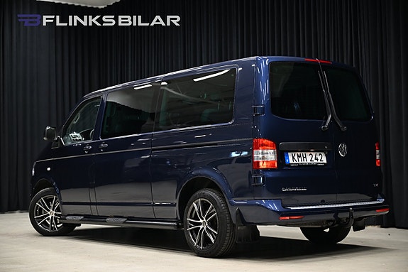 Volkswagen Caravelle 8 of 30