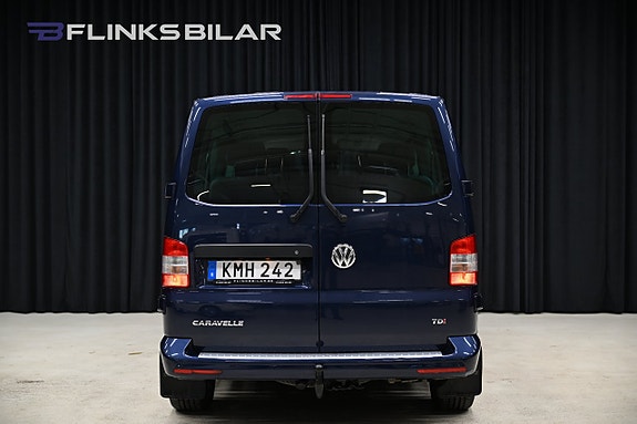 Volkswagen Caravelle 12 of 30