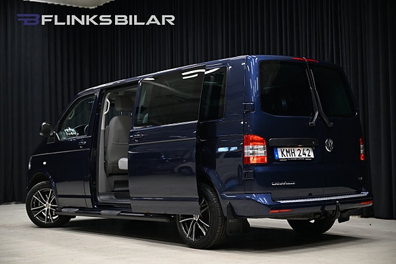 Volkswagen Caravelle 10 of 30
