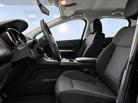 Peugeot 3008 10 of 16