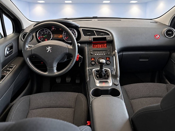Peugeot 3008 8 of 16