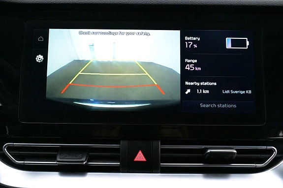 Kia e-Niro 13 of 27