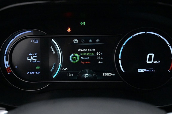 Kia e-Niro 8 of 27