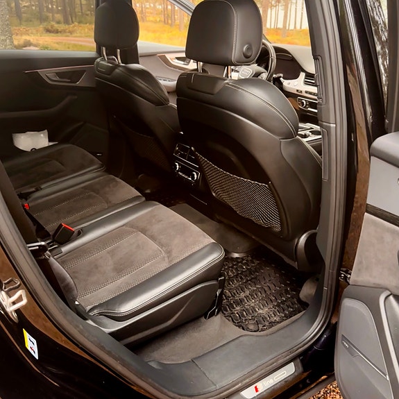 Audi Q7 11 of 18