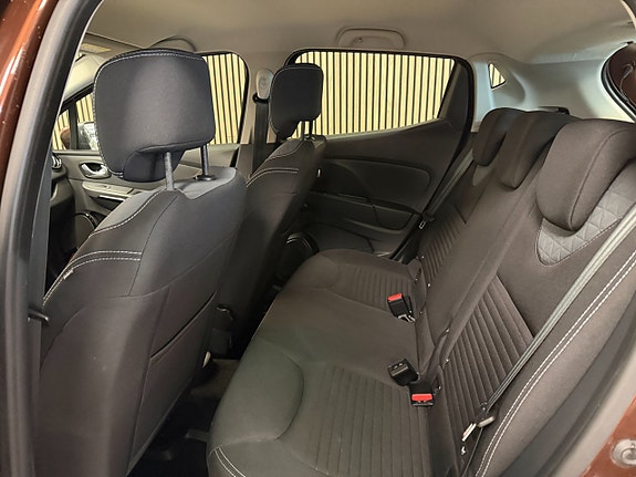 Renault Clio 9 of 10