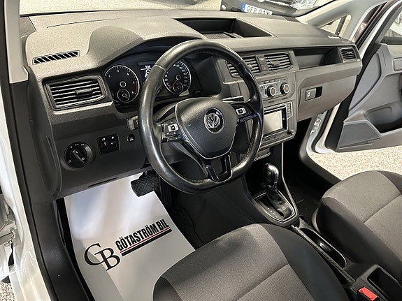 Volkswagen Caddy 12 of 23