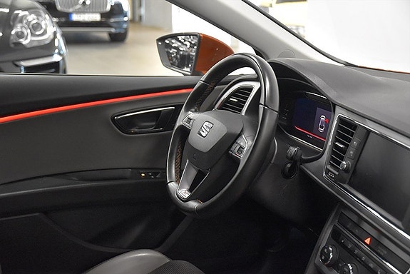 Seat Leon 9 of 19