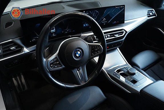 BMW 330e 7 of 17