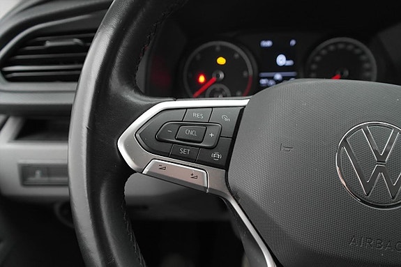 Volkswagen Transporter 10 of 23