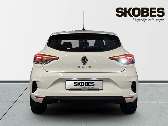 Renault Clio 6 of 13