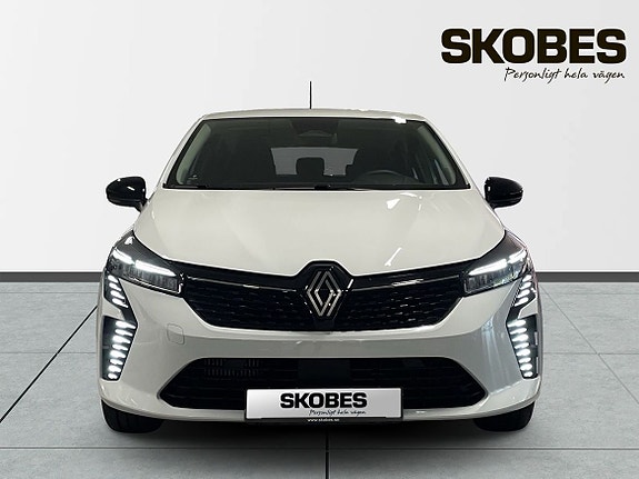 Renault Clio 2 of 13