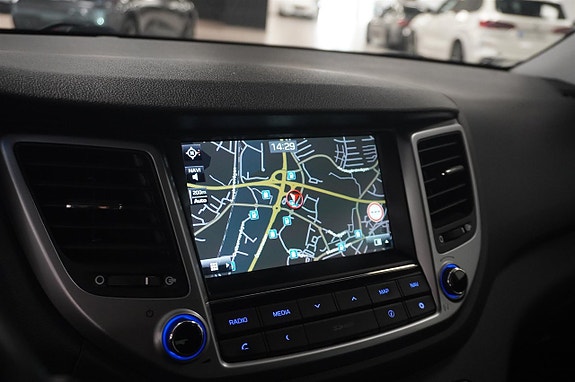 Hyundai Tucson 11 of 18