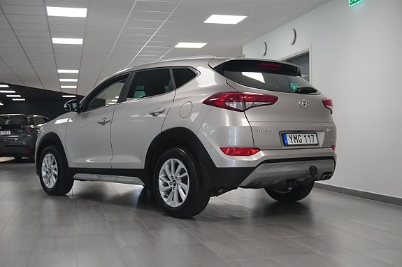 Hyundai Tucson 3 of 18