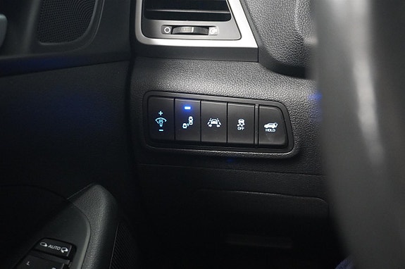 Hyundai Tucson 13 of 18