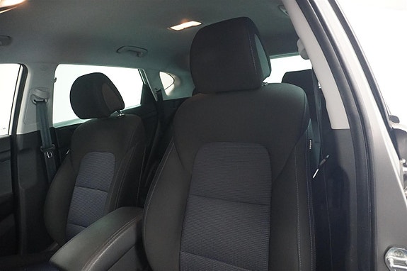 Hyundai Tucson 4 of 18