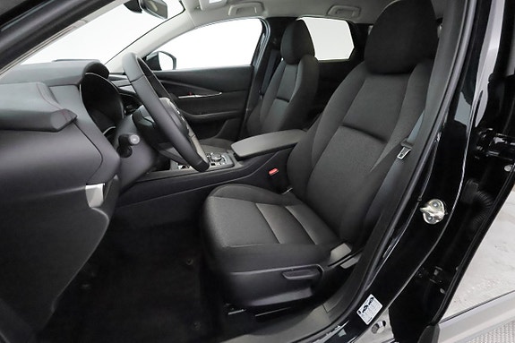 Mazda CX-30 12 of 30