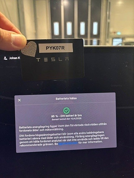 Tesla Model Y 16 of 16