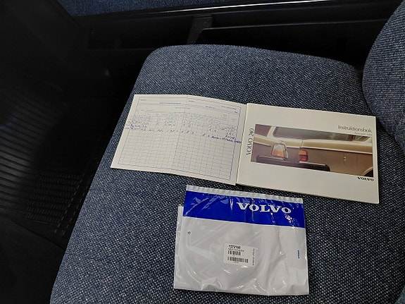 Volvo 244 19 of 22