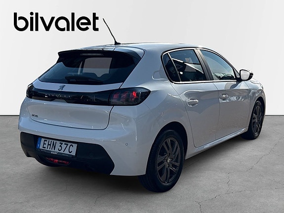 Peugeot 208 5 of 15
