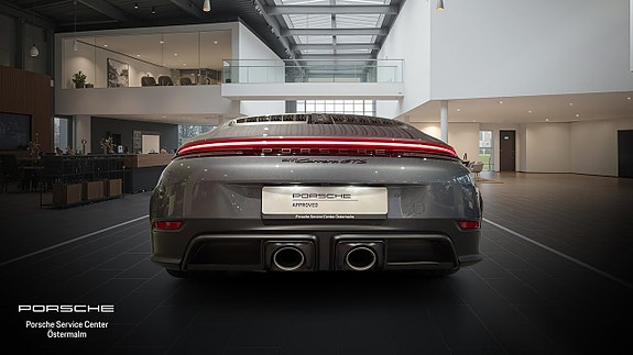 Porsche 911 Carrera GTS 8 of 20