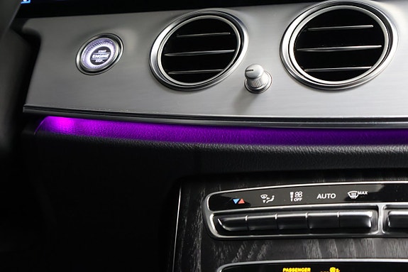 Mercedes-Benz E300 26 of 26