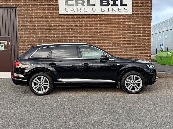 Audi Q7 6 of 26