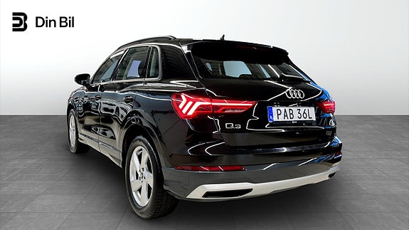 Audi Q3 3 of 16