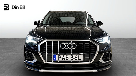 Audi Q3 4 of 16