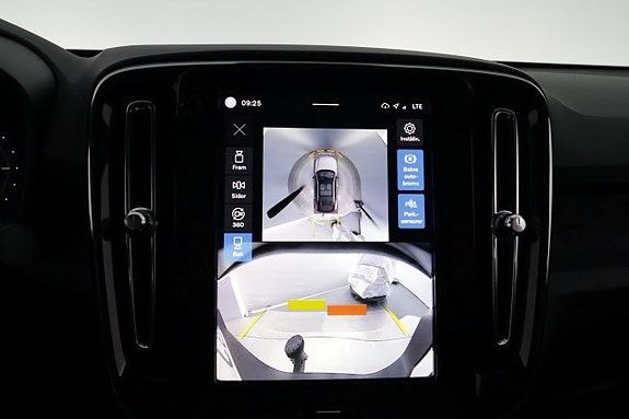 Volvo C40 21 of 29