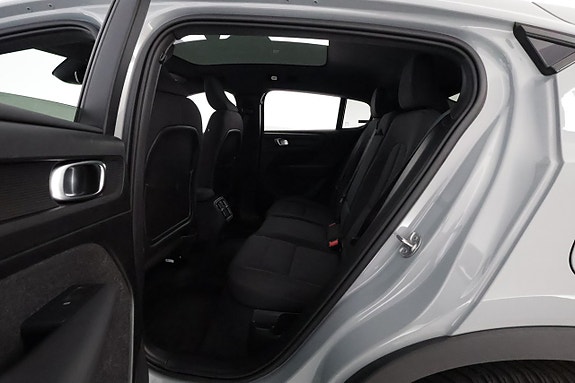 Volvo C40 12 of 29
