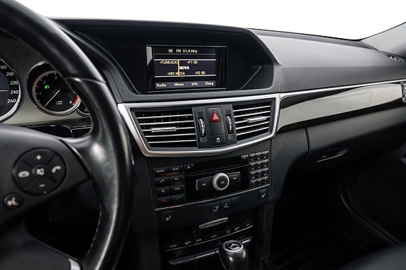 Mercedes-Benz E250 14 of 21