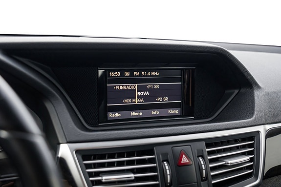 Mercedes-Benz E250 13 of 21