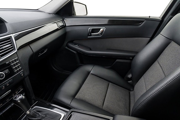 Mercedes-Benz E250 15 of 21