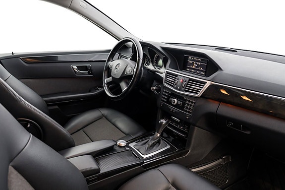 Mercedes-Benz E250 17 of 21