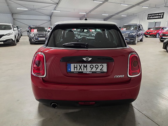 MINI Cooper 4 of 10