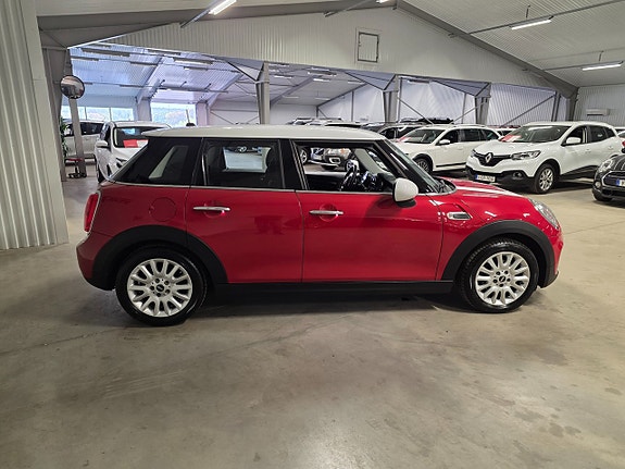 MINI Cooper 3 of 10