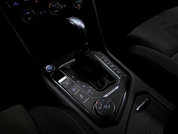 Volkswagen Tiguan Allspace 18 of 21