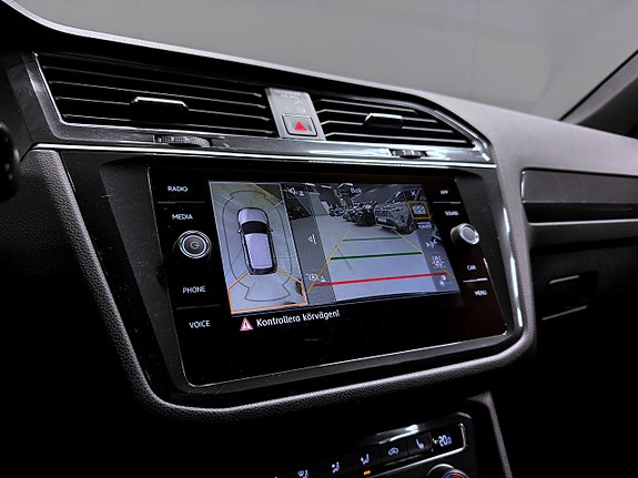 Volkswagen Tiguan Allspace 7 of 21