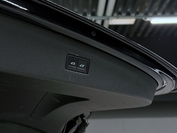 Volkswagen Tiguan Allspace 19 of 21