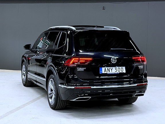 Volkswagen Tiguan Allspace 10 of 21