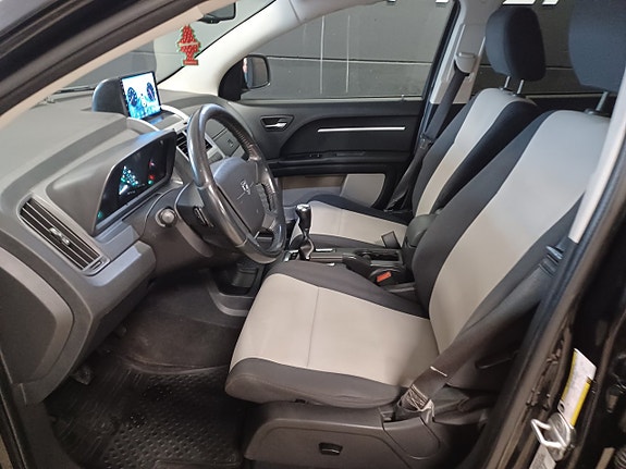 Dodge Journey 9 of 14