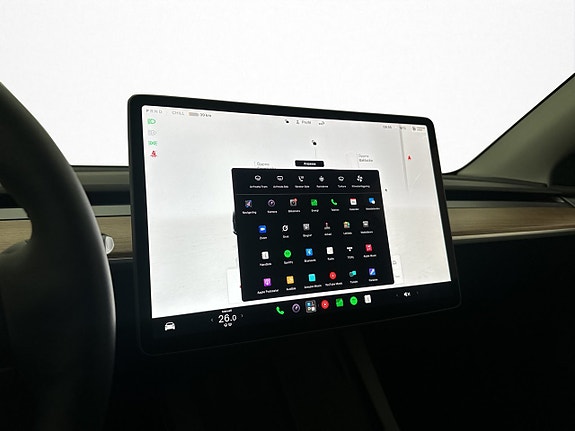 Tesla Model Y 18 of 30