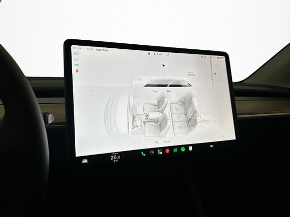 Tesla Model Y 23 of 30